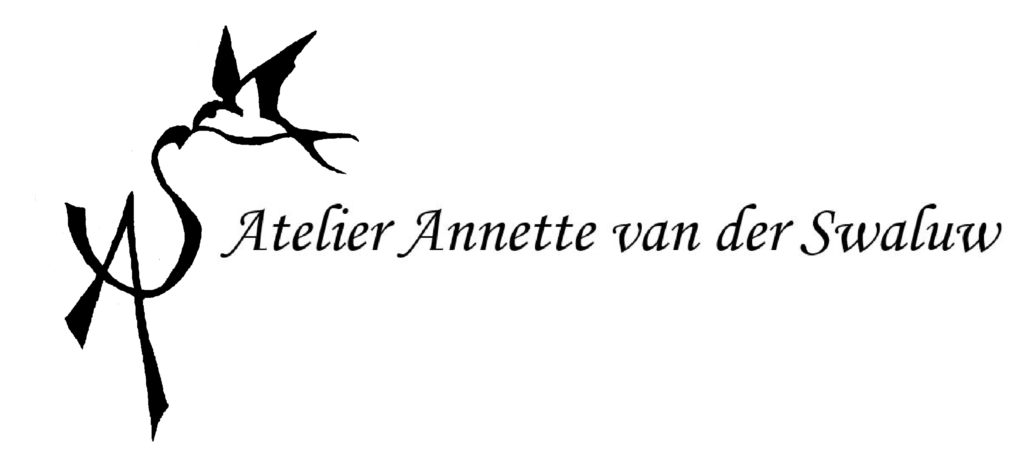 Logo-Atelier-Annette van der Swaluw met-monogram